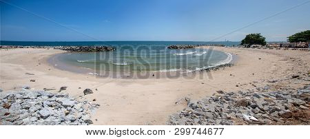 Panorama Landscape Ocean Beach Curve Horizental Line