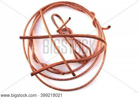 Copper wire. Scrap Copper Wire ready for recycling. Copper Wire is used world wide in Electronics and other projects. Construction sites use Copper Wire daily.