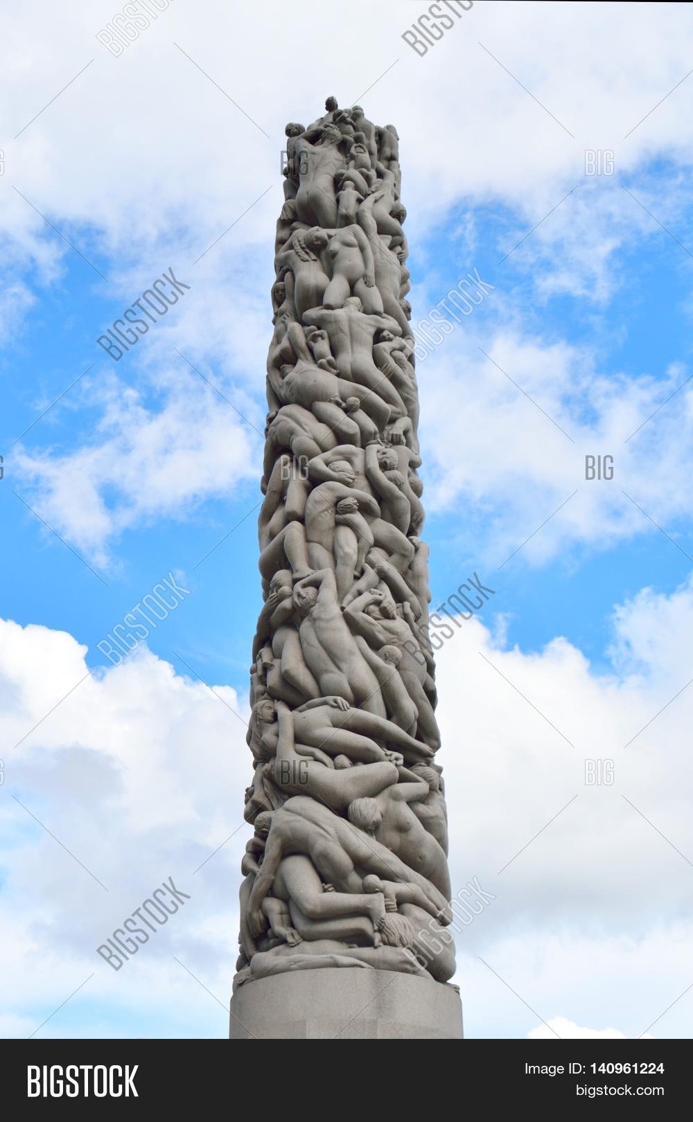 a sculpture of naked human bodies.