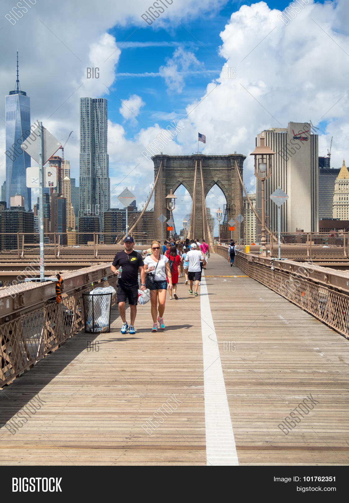 new york,usa - august 20,2015 : people crossing the brooklyn