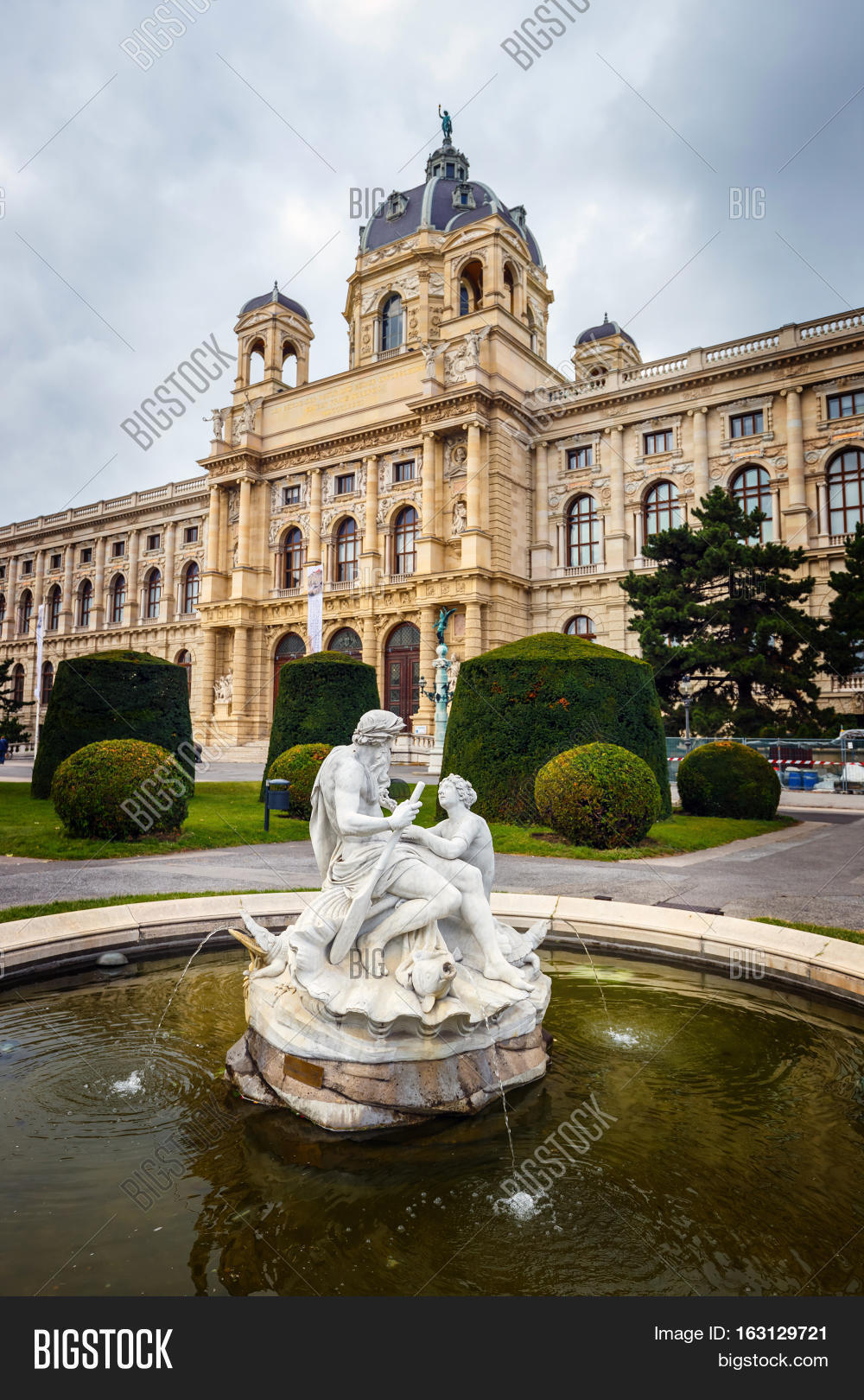 austria - 13 october 2016: view of famous natural history museum