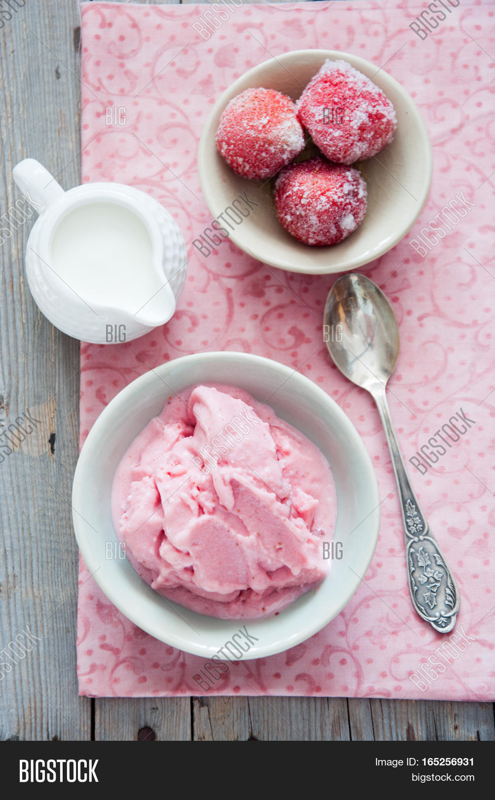 homemade frozen strawberry yogurt, homemade ice cream fast