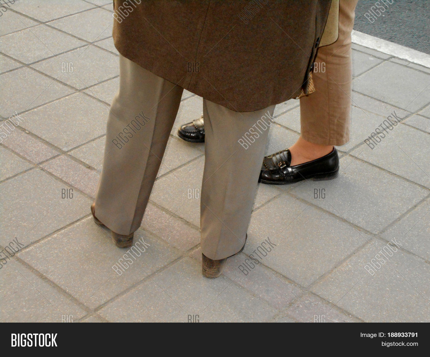 only the legs can be see