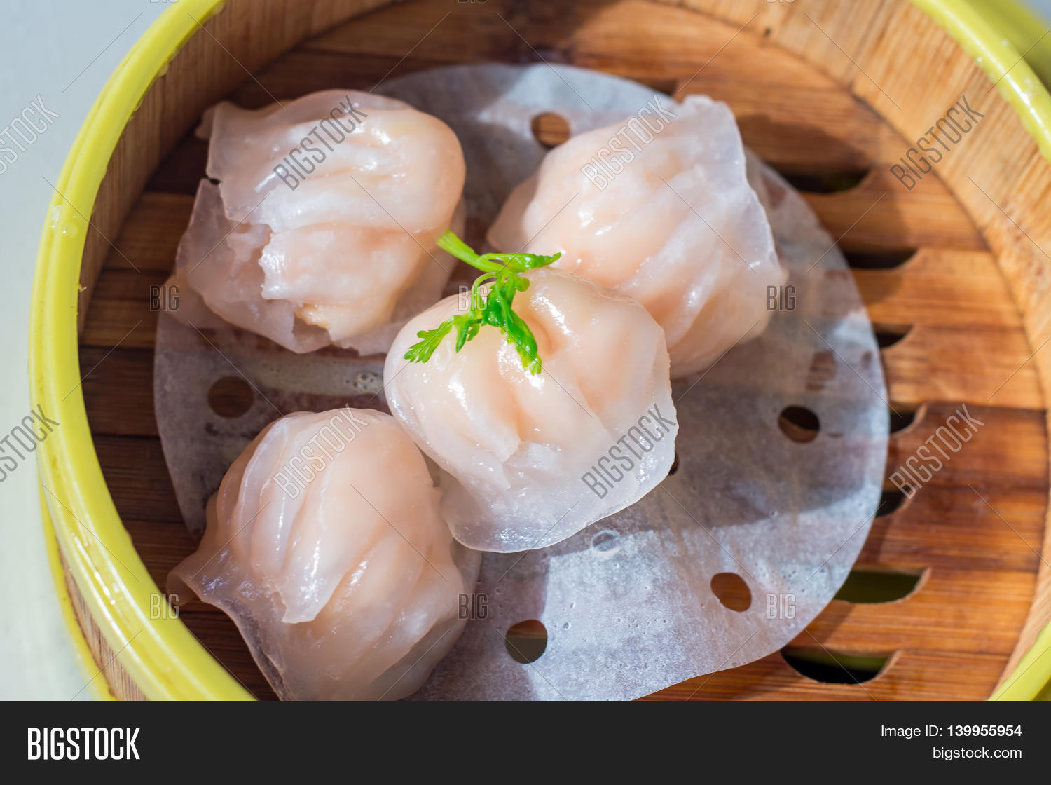 dim-sum shrimp dumpling dim-sum har gow