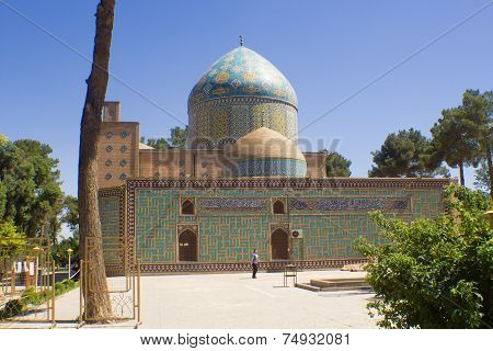 mausoleum of mohammed burned